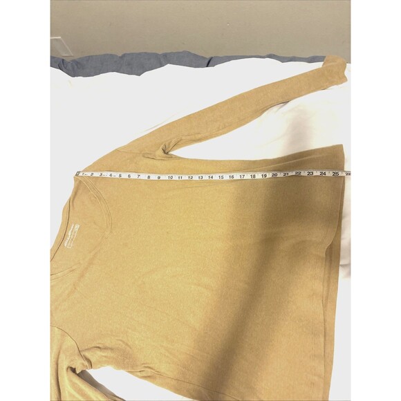 Women’s Eddie Bauer Long Sleeve Yellow -Gold V-Neck T Shirt - Picture 3 of 9